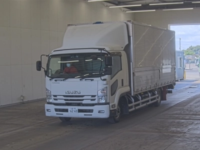 ISUZU FORWARD