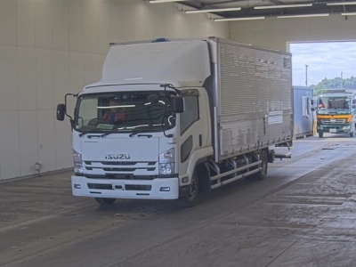 ISUZU FORWARD