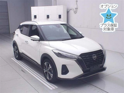 NISSAN KICKS