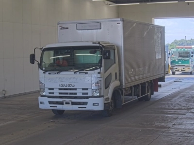 ISUZU FORWARD