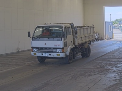 MITSUBISHI FUSO FIGHTER