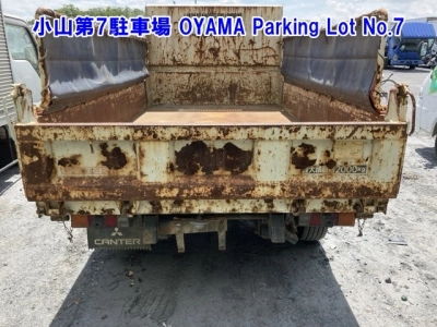 MITSUBISHI CANTER
