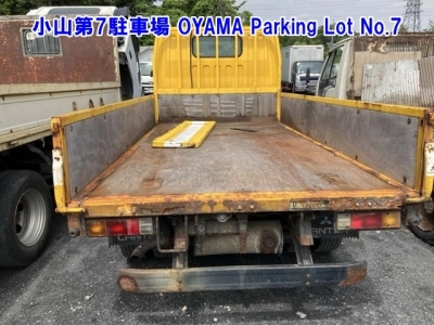 MITSUBISHI CANTER