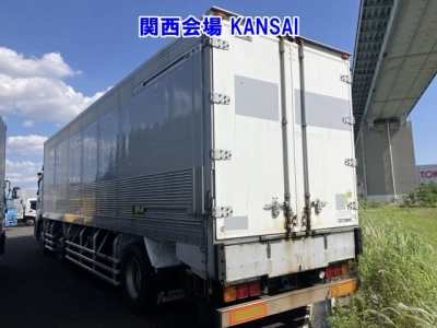 NISSAN DIESEL (UD) QUON