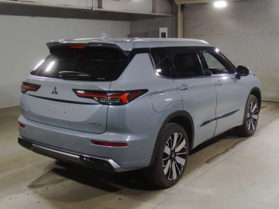MITSUBISHI OUTLANDER PHEV