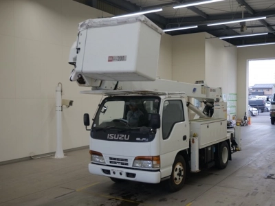 ISUZU ELF