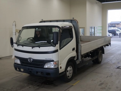 HINO DUTRO