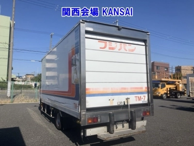 MITSUBISHI CANTER