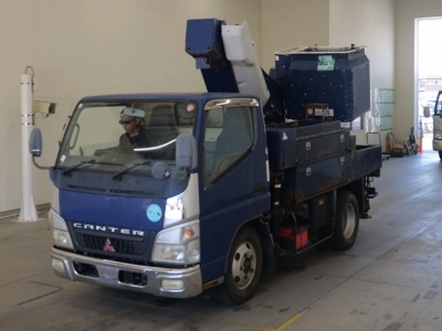 MITSUBISHI CANTER