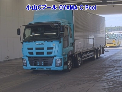 ISUZU GIGA