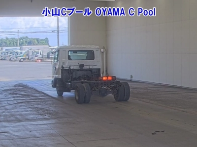 NISSAN UD