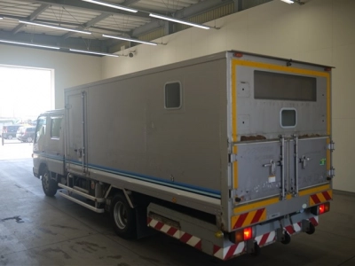 MITSUBISHI CANTER