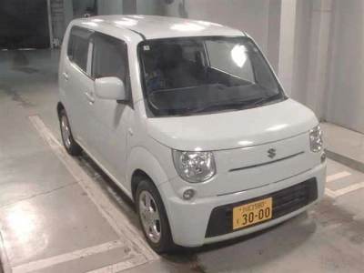 SUZUKI MRWAGON
