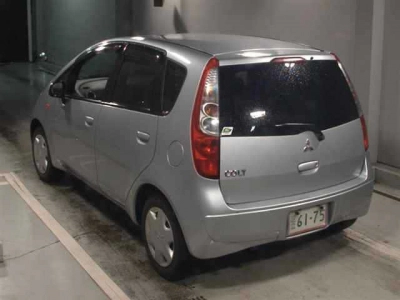 MITSUBISHI COLT
