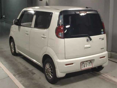 SUZUKI MRWAGON