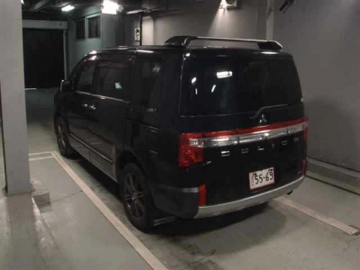 MITSUBISHI DELICA D:5