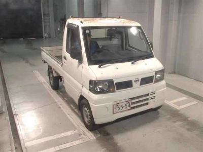 NISSAN CLIPPER TRUCK