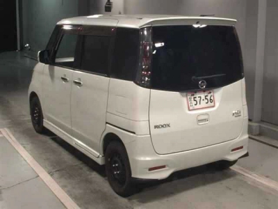 NISSAN ROOX