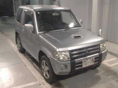 MITSUBISHI PAJERO MINI