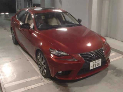 LEXUS IS