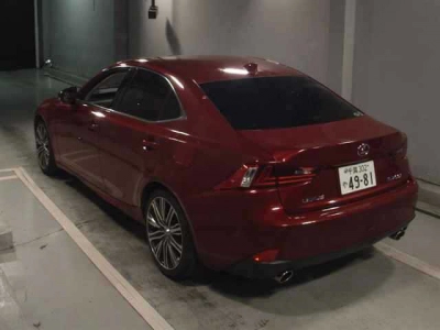 LEXUS IS