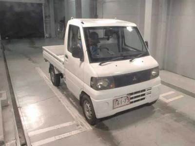 MITSUBISHI MINICAB TRUCK