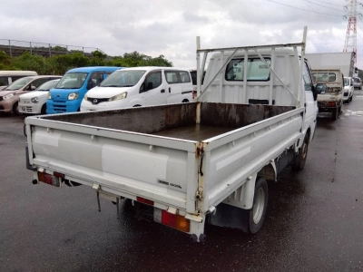 NISSAN VANETTE TRUCK