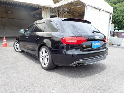 AUDI S4 AVANTE