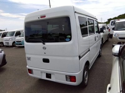 NISSAN NV100 CLIPPER