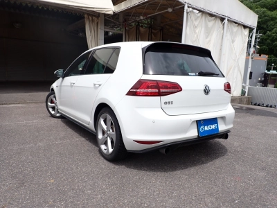 VOLKSWAGEN GOLF  GTI