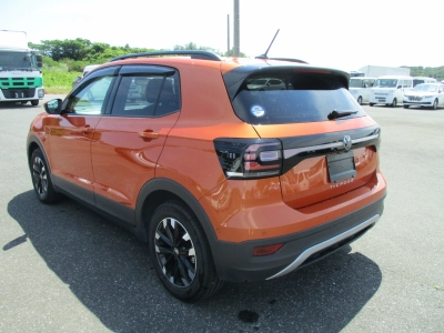 VOLKSWAGEN T-CROSS