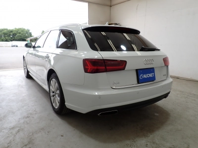 AUDI A6 AVANTE