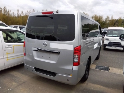 NISSAN NV350 CARAVAN