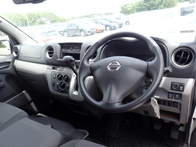 NISSAN NV350 CARAVAN