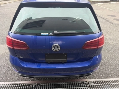 VOLKSWAGEN GOLF R VALIANT