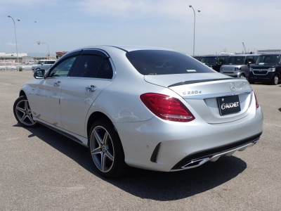 MERCEDES BENZ C CLASS