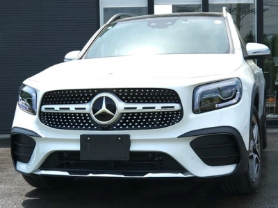 MERCEDES BENZ GLB