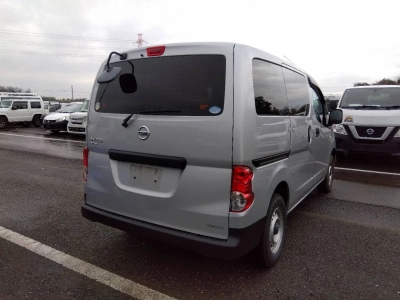 NISSAN NV200 VANETTE VAN