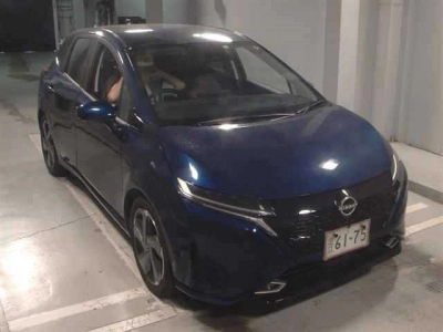 NISSAN AURA