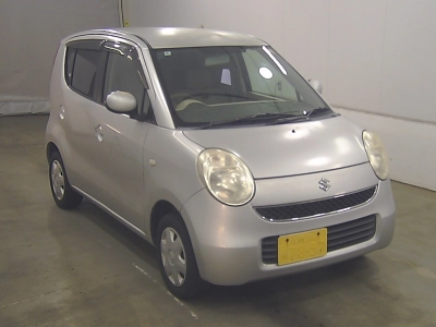 SUZUKI MRWAGON