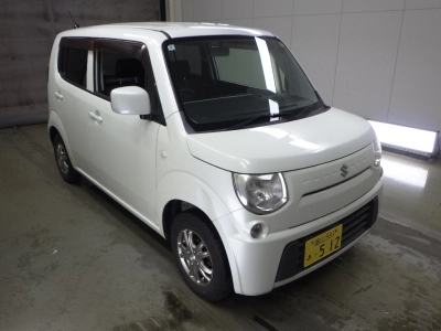 SUZUKI MRWAGON