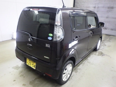 SUZUKI MRWAGON