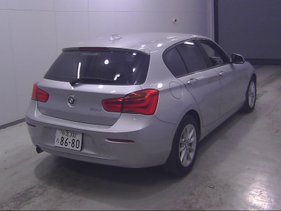 BMW 1 SERIES
