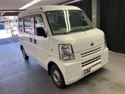NISSAN NV100 CLIPPER