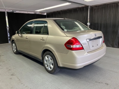 NISSAN TIIDA LATIO