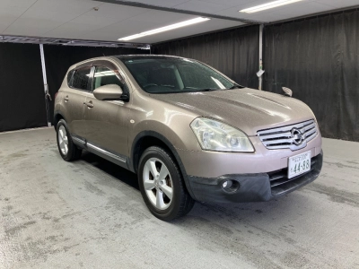 NISSAN DUALIS