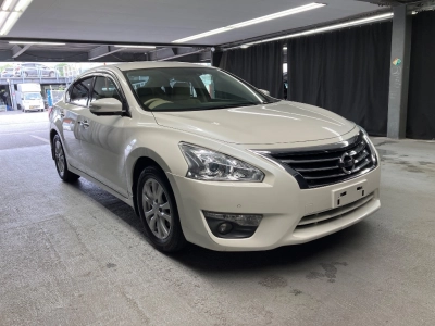 NISSAN TEANA