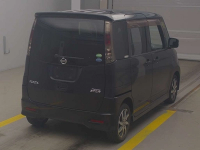 NISSAN ROOX