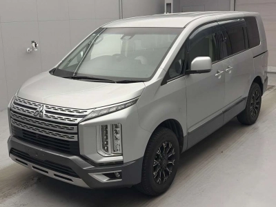 MITSUBISHI DELICA D:5