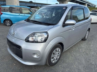 TOYOTA PORTE
